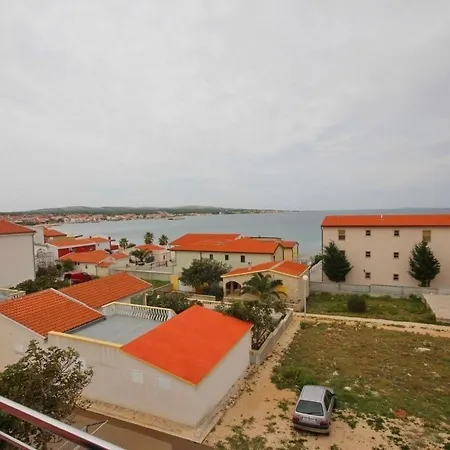 Barisic 4 By Interhome Lägenhet Vir