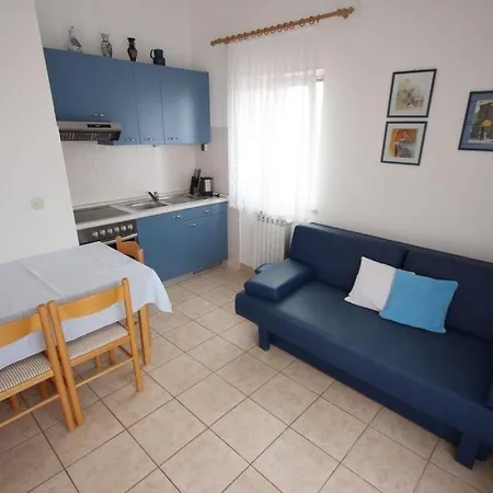 Barisic 4 By Interhome Lägenhet